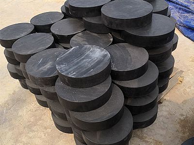 五华县板式橡胶支座由若干层橡胶片与薄钢板经加压硫化